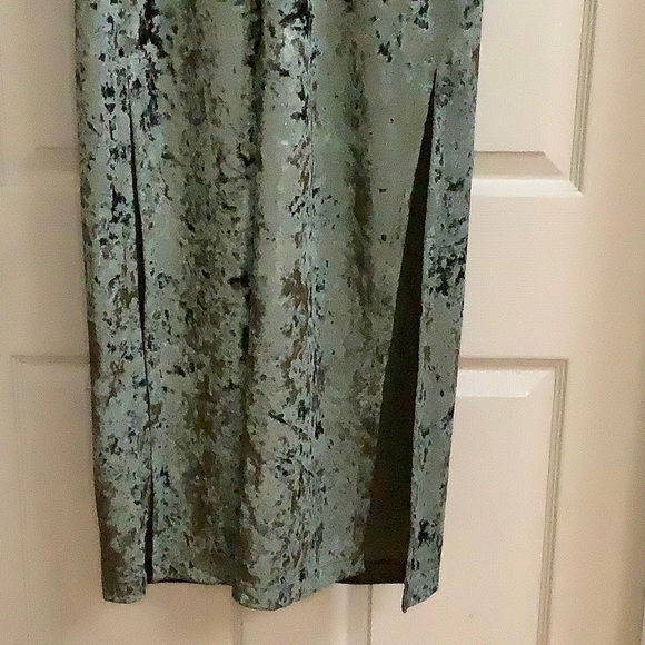 Marc Jacobs Henley Green Velvet-Effect Dress - Picture 3 of 12